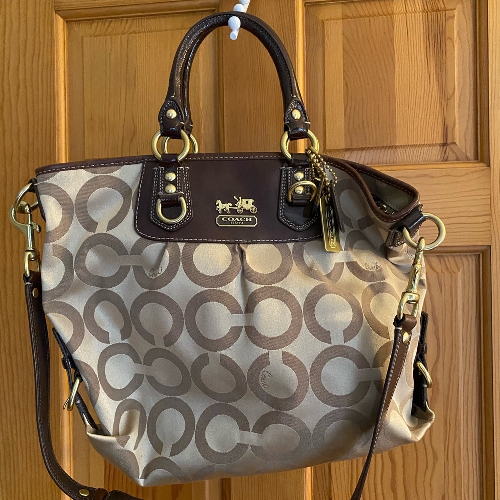 Brand new coach bag!!